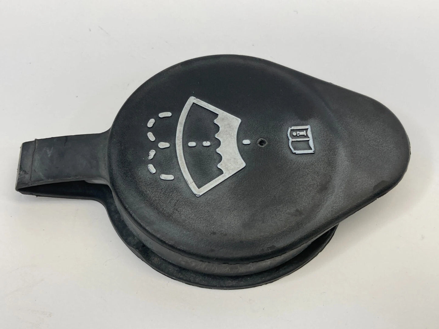 2000-2013 CHEVROLET CHEVY IMPALA WINDSHIELD WASHER FLUID RESERVOIR CAP OEM