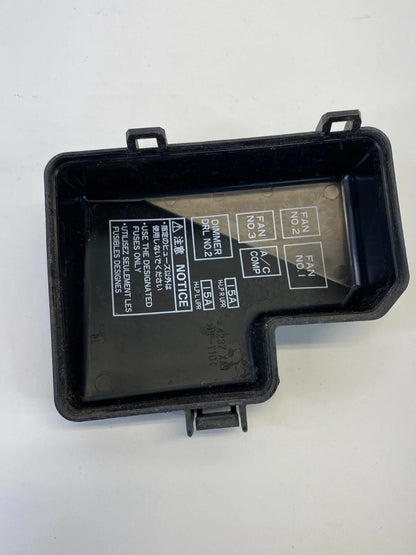 1998-2005 LEXUS GS300 FUSE BOX RELAY BLOCK COVER PANEL UNDER BONNET 4237-XA1 OEM