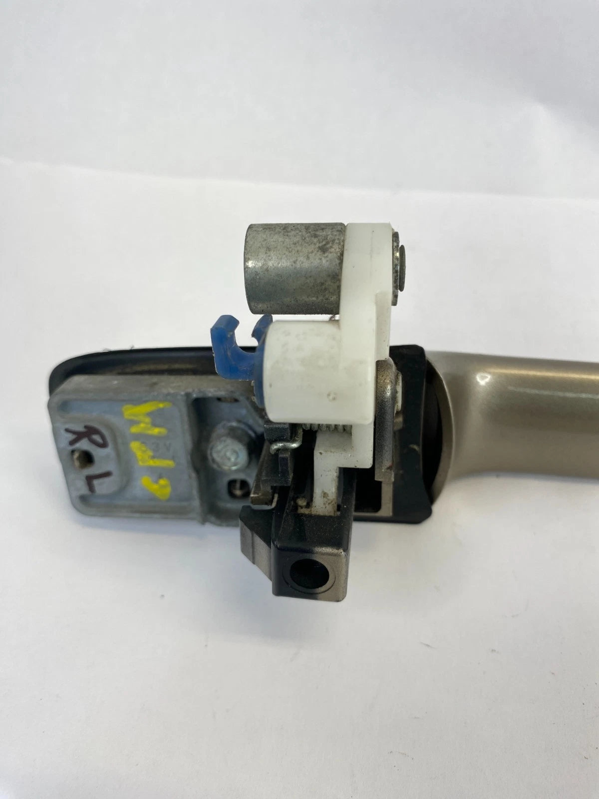 2006 2007 2008 HONDA PILOT REAR LEFT SIDE OUTER EXTERIOR DOOR HANDLE OEM