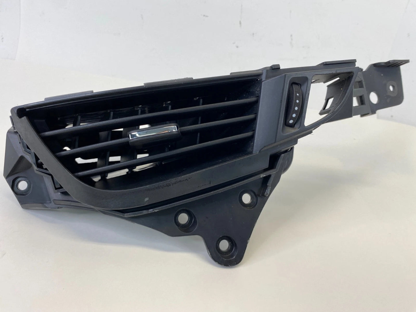 2013-2019 CADILLAC ATS LEFT DRIVER SIDE DASHBOARD AIR VENT BEZEL 22794521 OEM