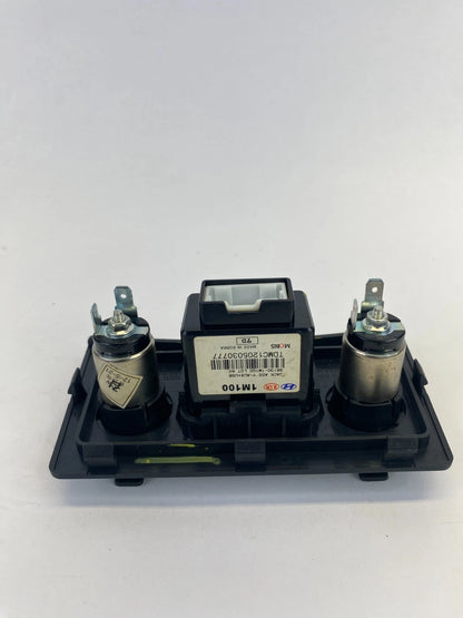 2010-2013 KIA FORTE CONSOLE POWER AUX USB IPOD MEDIA PORT ASSY 84620-1M090 OEM