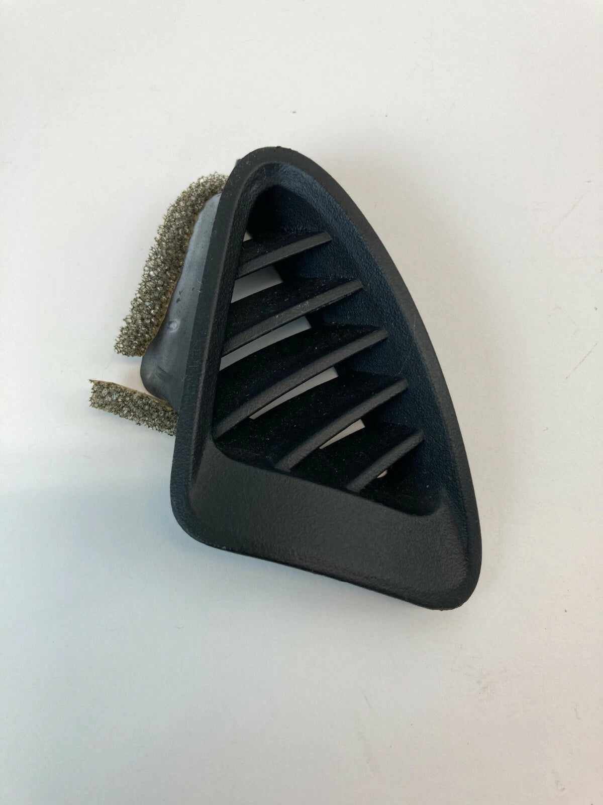 2012-2016 CHEVY SONIC FRONT RIGHT SIDE UPPER DASH AC AIR VENT DEFROSTER GRILLE