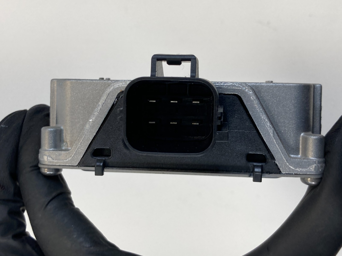 2008-2012 Land Rover LR2 3.2L L6 Fuel Pump Computer Control Module 6G9N-9D372-AC