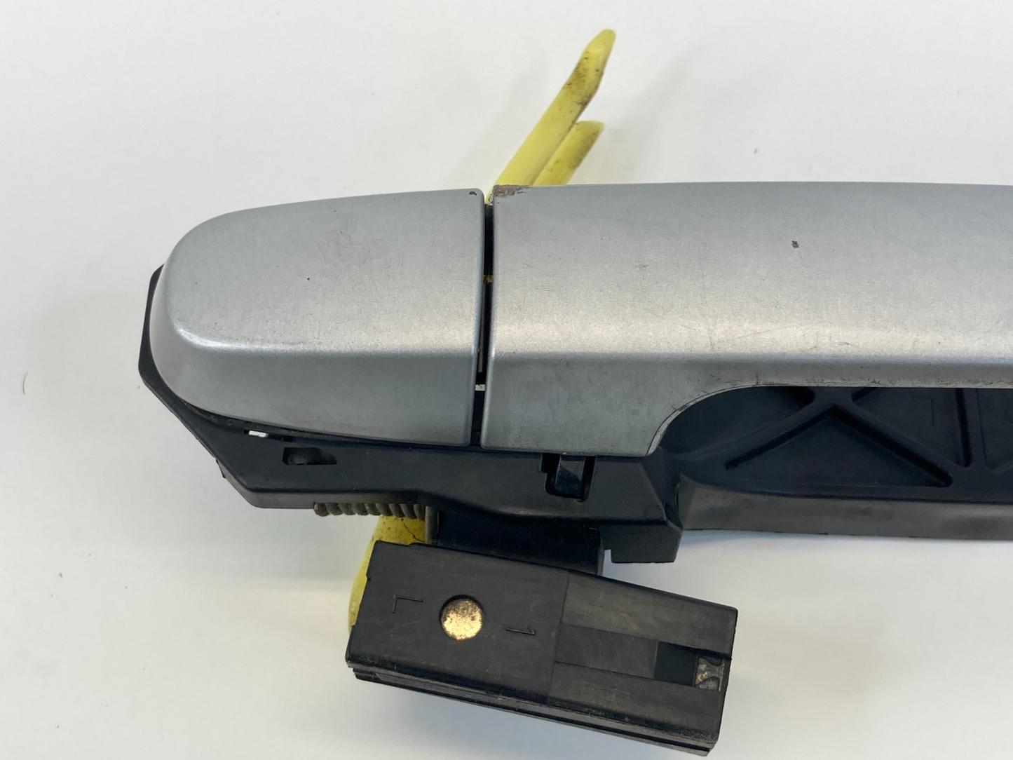 2002 03 04 05 2006 Toyota Camry Rear Left Side Exterior Outer Door Handle