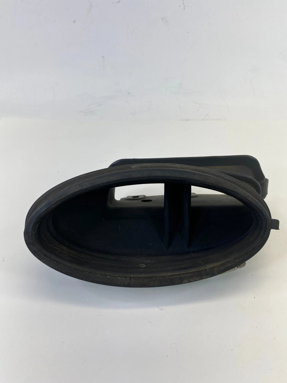 09-12 FORD ESCAPE AIR CLEANER INTAKE INLET DUCT HOSE OEM FACTORY 9L84-9F823-BG