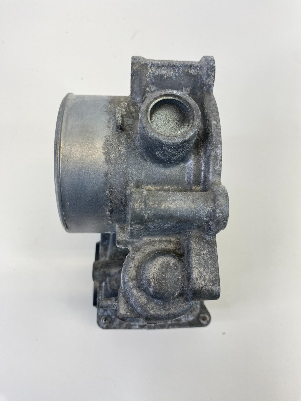 2012-2018 Mazda 3 2.0L L4 Throttle Body Throttle Valve Assy PE01-13-640B OEM