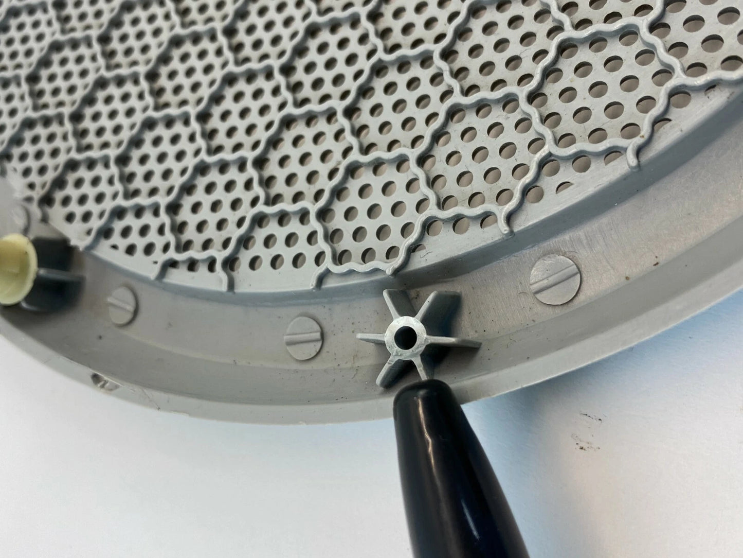 2007-2009 DODGE CALIBER FRONT LEFT DRIVER DOOR PANEL SPEAKER COVER GRILLE COVER