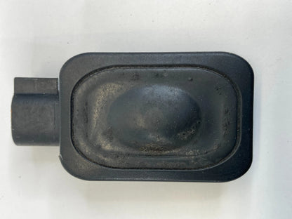 2008-2014 FORD ESCAPE TAILGATE TRUNK LID RELEASE BUTTON SWITCH IL2T-14K147-AA