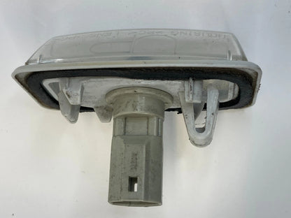 03-08 TOYOTA COROLLA REAR TRUNK LEFT OR RIGHT LICENSE PLATE LIGHT LAMP OEM