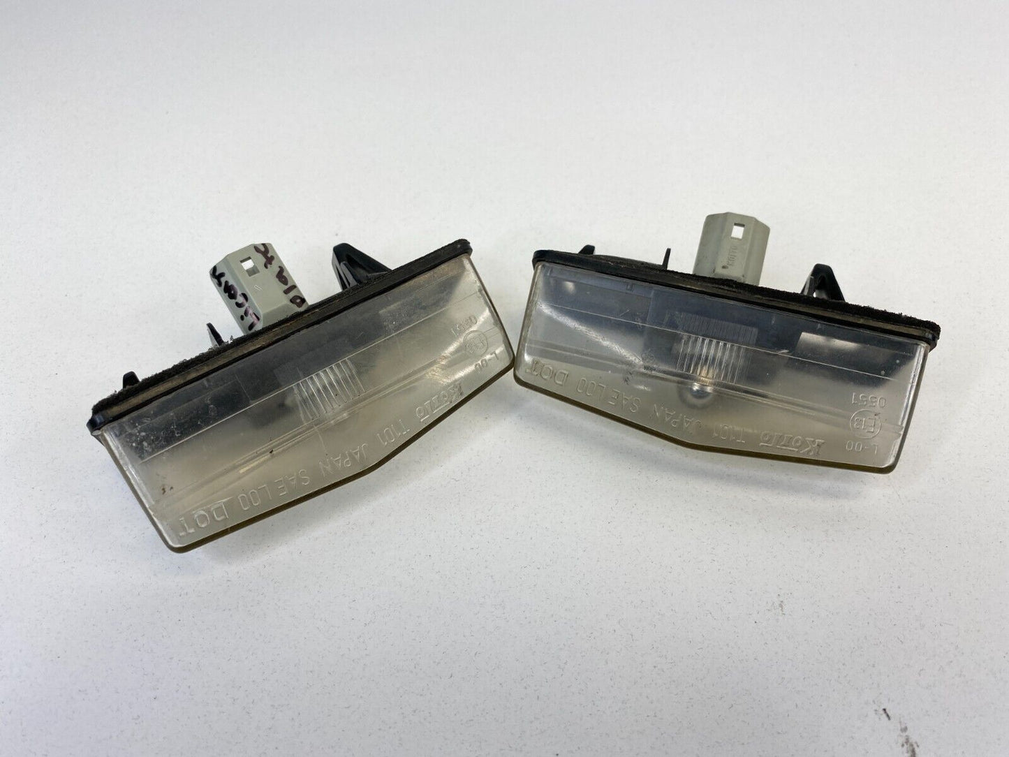 2004 05 06 07 08 2009 Toyota Prius Rear Trunk License Plate Light Lamp Pair Set