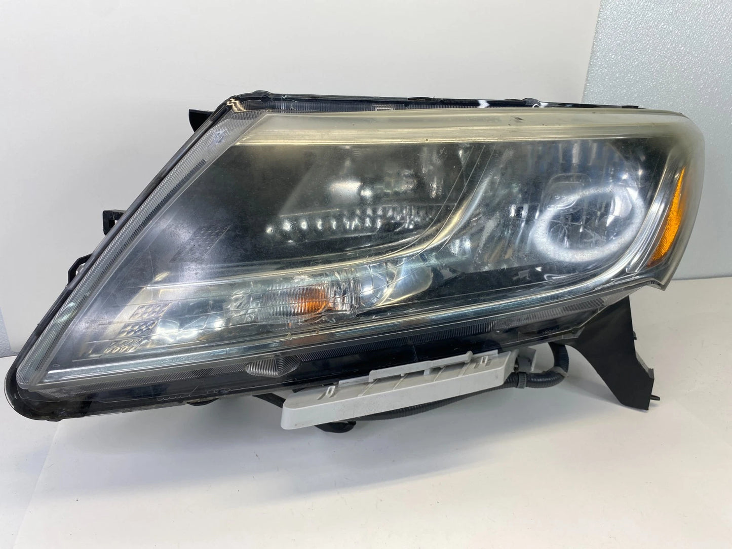 2013-2016 NISSAN PATHFINDER LEFT DRIVER SIDE HALOGEN HEADLIGHT HEADLAMP OEM