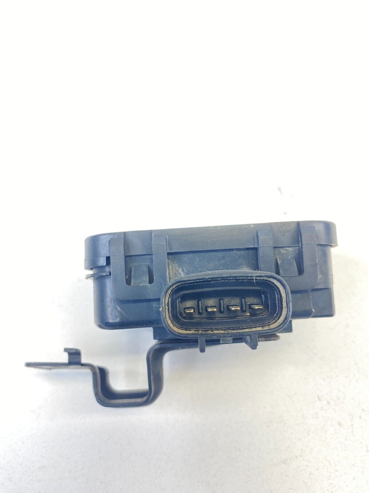 1998-2000 Lexus LS400 Smog Ventilation Sensor Thermistor Unit Module 88898-5001