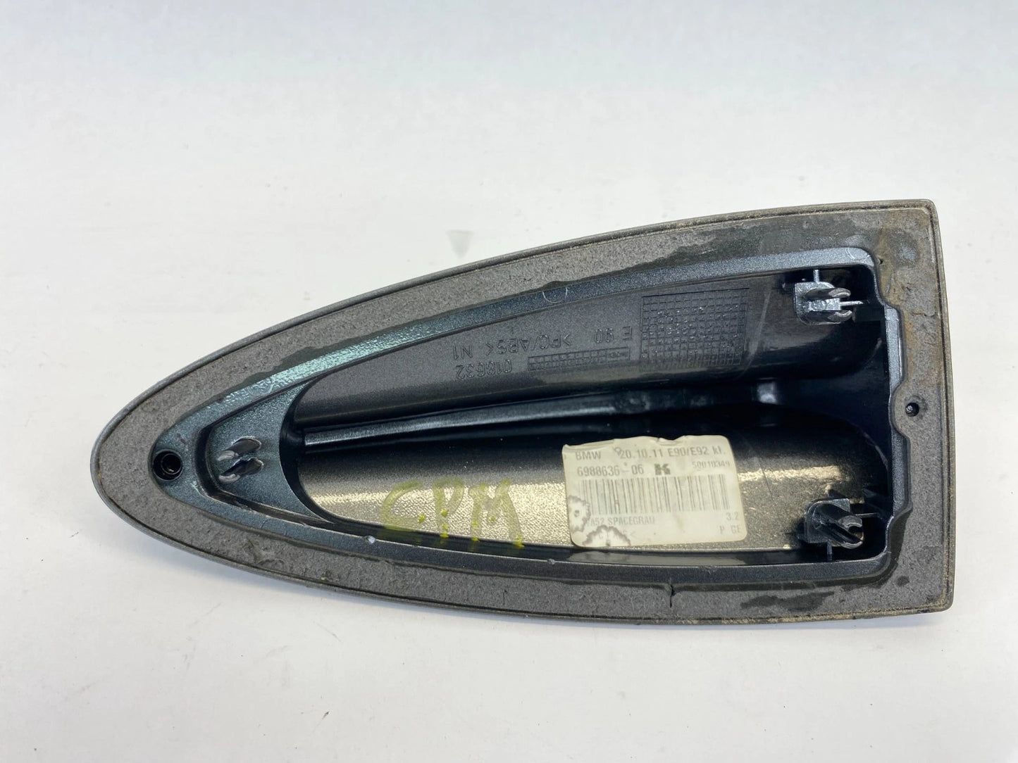2009-2012 BMW 328I XDRIVE ROOF MOUNT SHARK FIN RADIO ANTENNA COVER 6988636-06