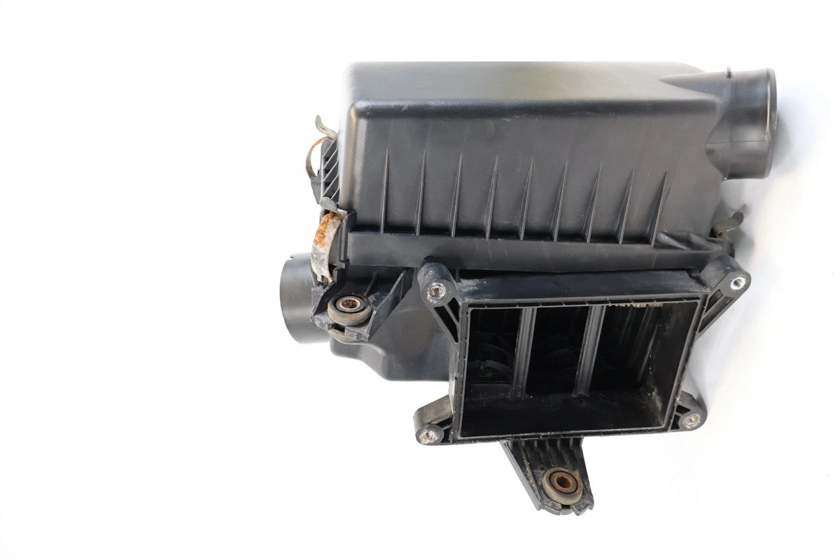 2007-2011 KIA RIO 1.6L ENGINE AIR INTAKE CLEANER FILTER BOX HOUSING 28110-1G000
