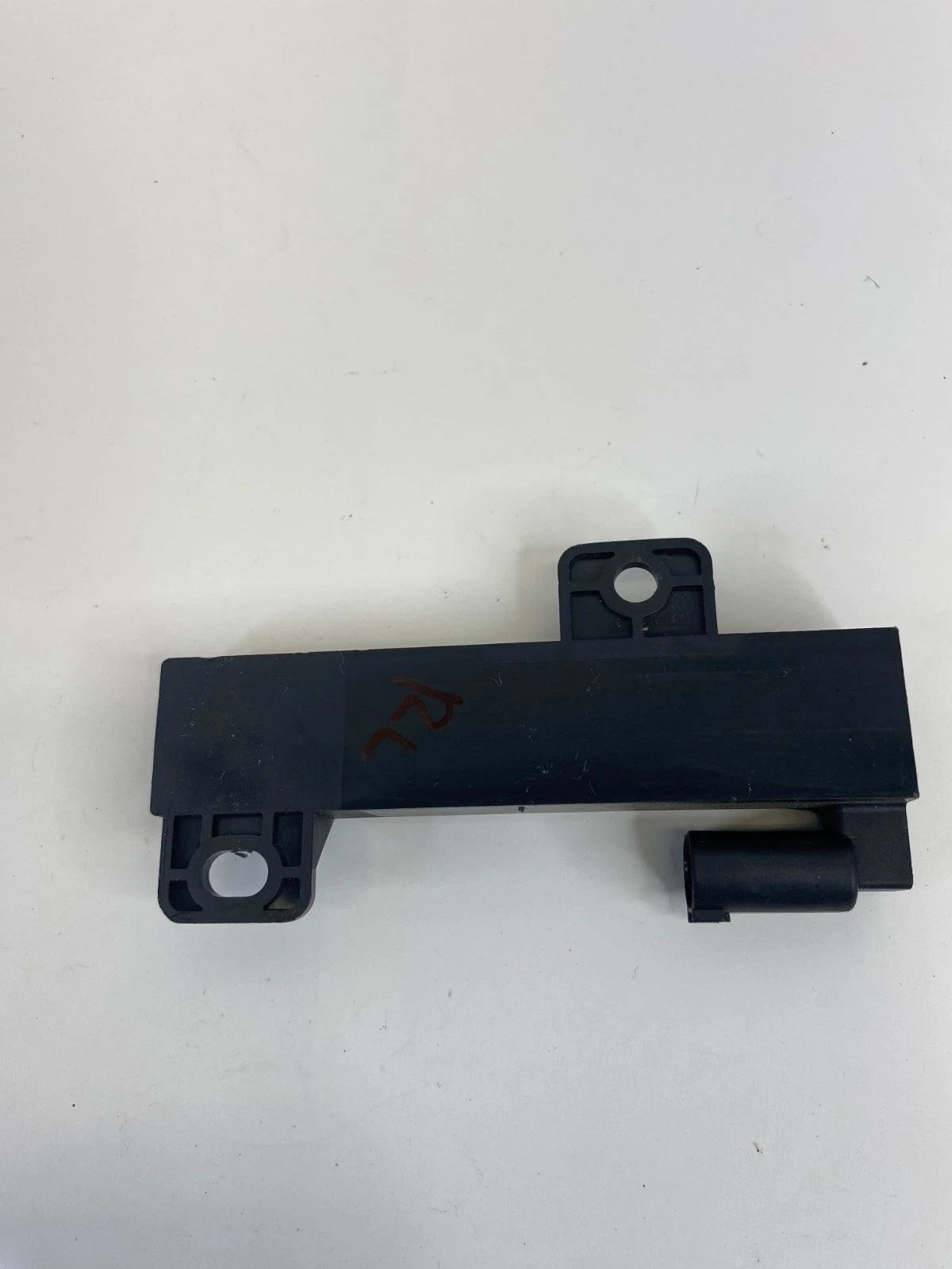 15-17 Chrysler 200 Rear Left Keyless Passive Entry Antenna Receiver 68051315AB