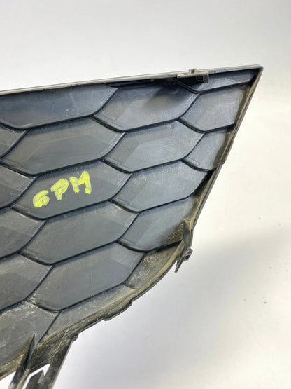 16-19 NISSAN SENTRA FRONT LEFT SIDE FOG LIGHT LAMP GRILLE COVER 62257-4AF0B OEM