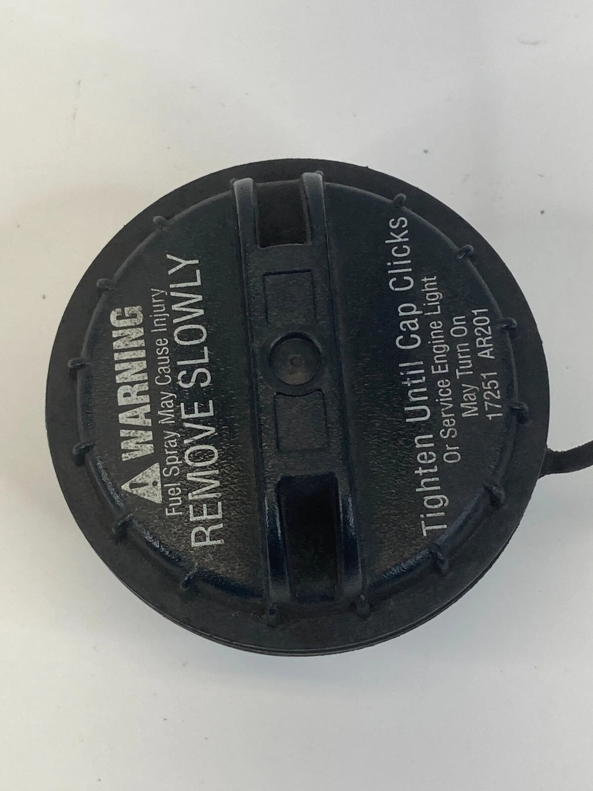 2006 2007 06 07 INFINITI M35 3.5L 24V FUEL FILLER GAS TANK CAP LID COVER OEM