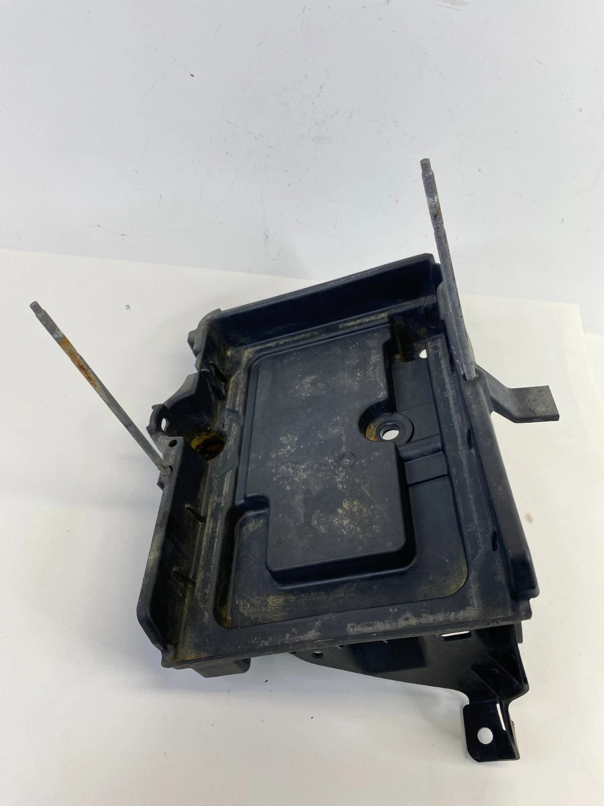 2010 2011 2012 Ford Taurus Battery Holder Hold Down Tray Support AG13-10723-AE