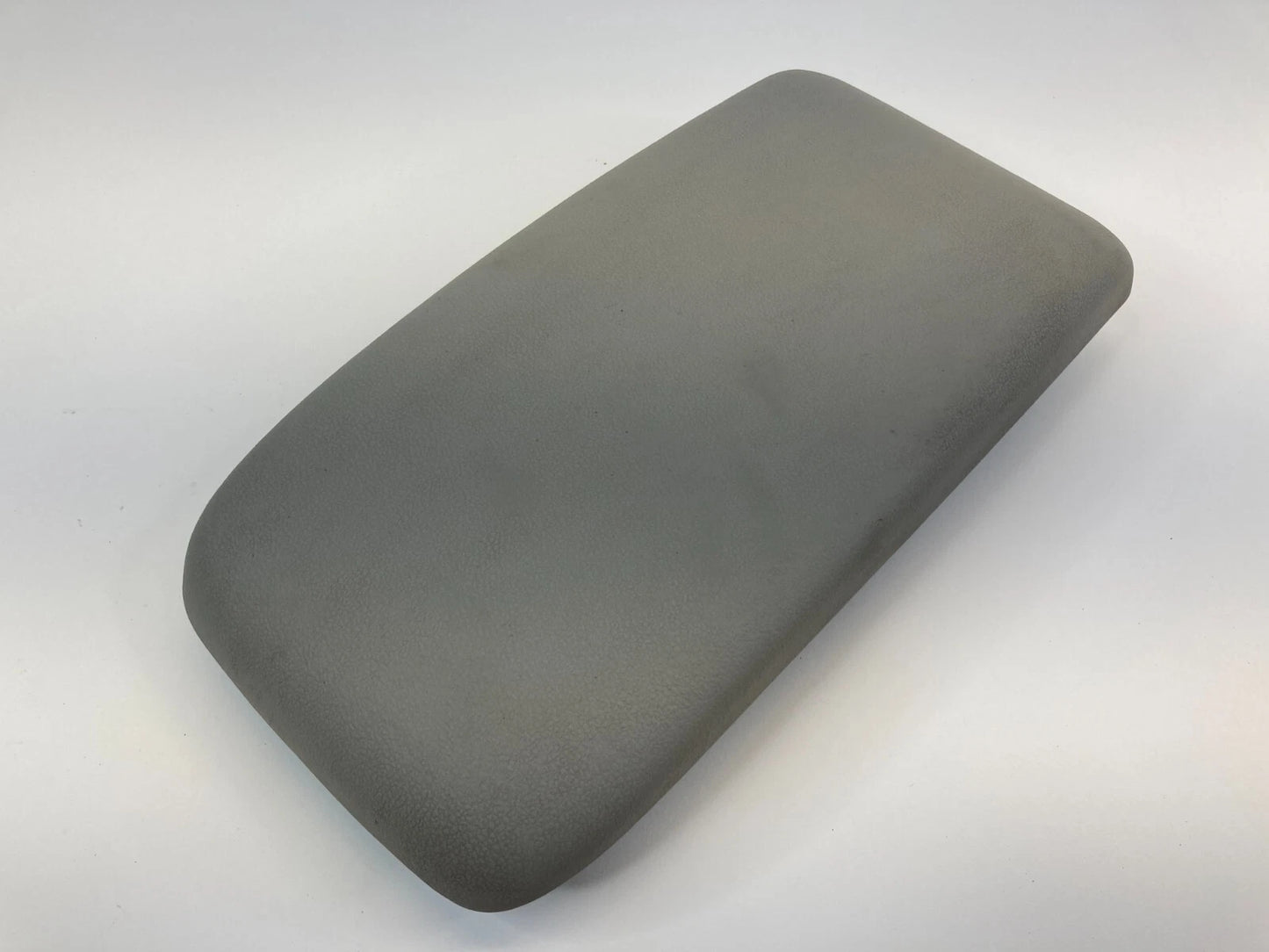 2005-2010 CHEVROLET COBALT COUPE CENTER CONSOLE ARMREST ARM REST LID COVER OEM