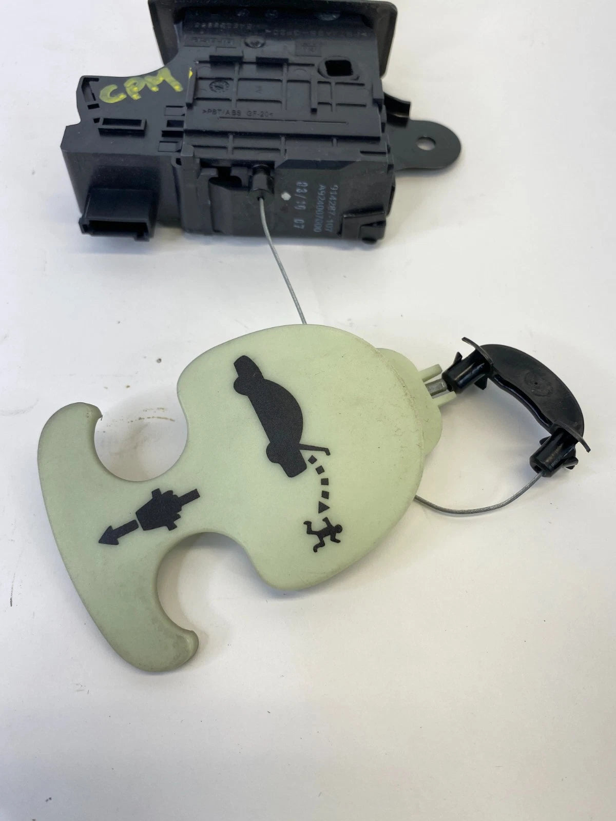 11-17 BUICK REGAL TRUNK LOCK LATCH ASSEMBLY W/ EMERGENCY RELEASE 13501988 OEM