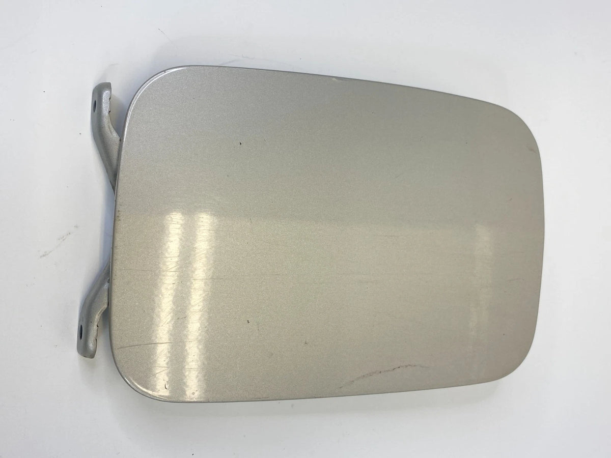 2000-2006 MAZDA MPV FUEL FILLER TANK DOOR GAS LID COVER ASSY 4F SAND MICA OEM