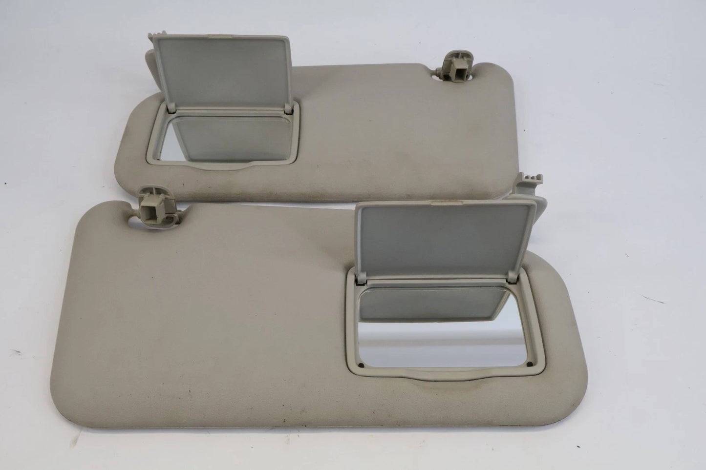2011-2014 MAZDA2 MAZDA 2 ROOF SUNVISOR SUN VISOR SHADE W/ MIRROR PAIR SET OEM