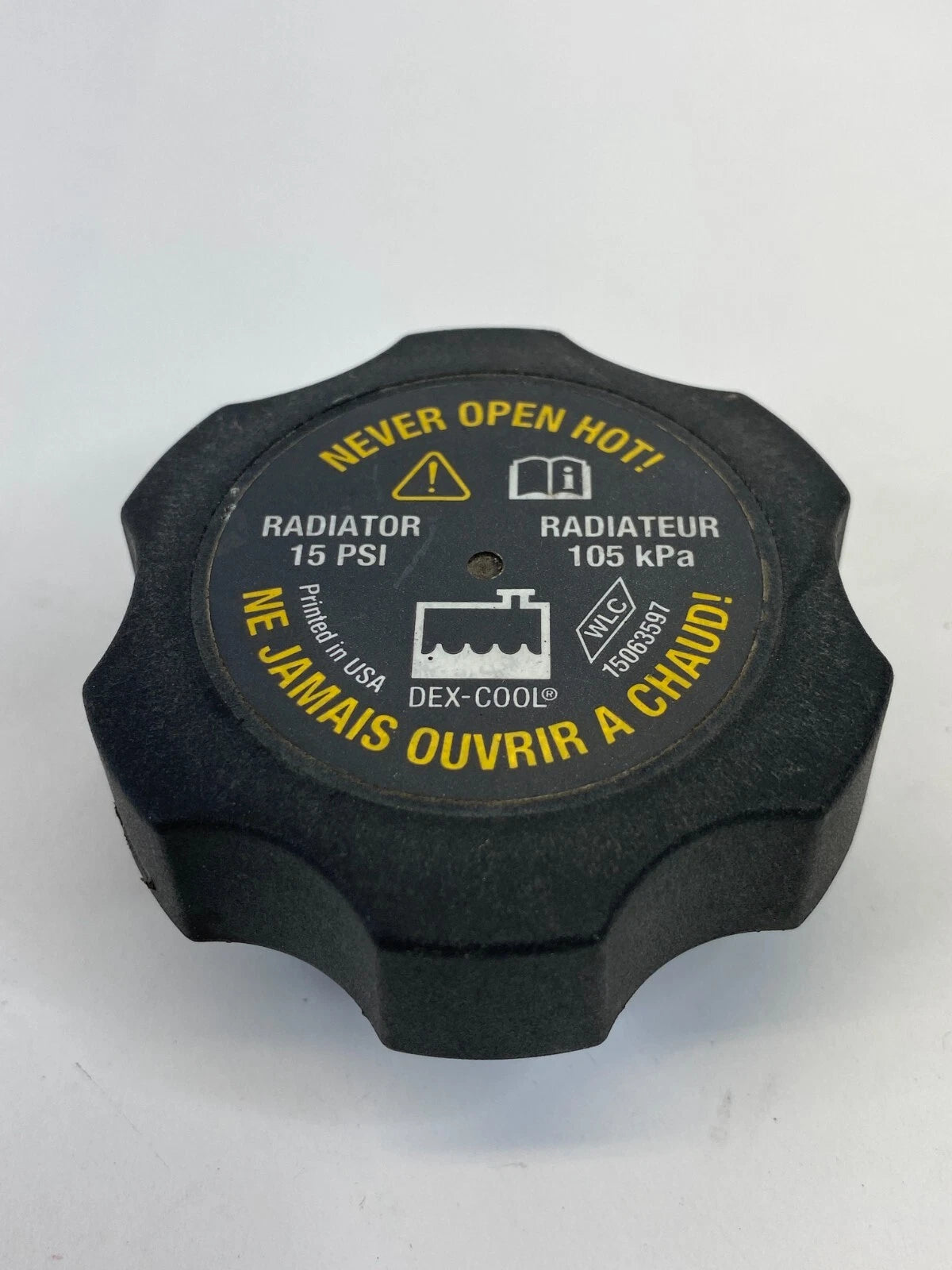 2000-2013 GMC YUKON 5.3L XL 1500 / 2500 RADIATOR COOLANT RESERVOIR CAP COVER OEM