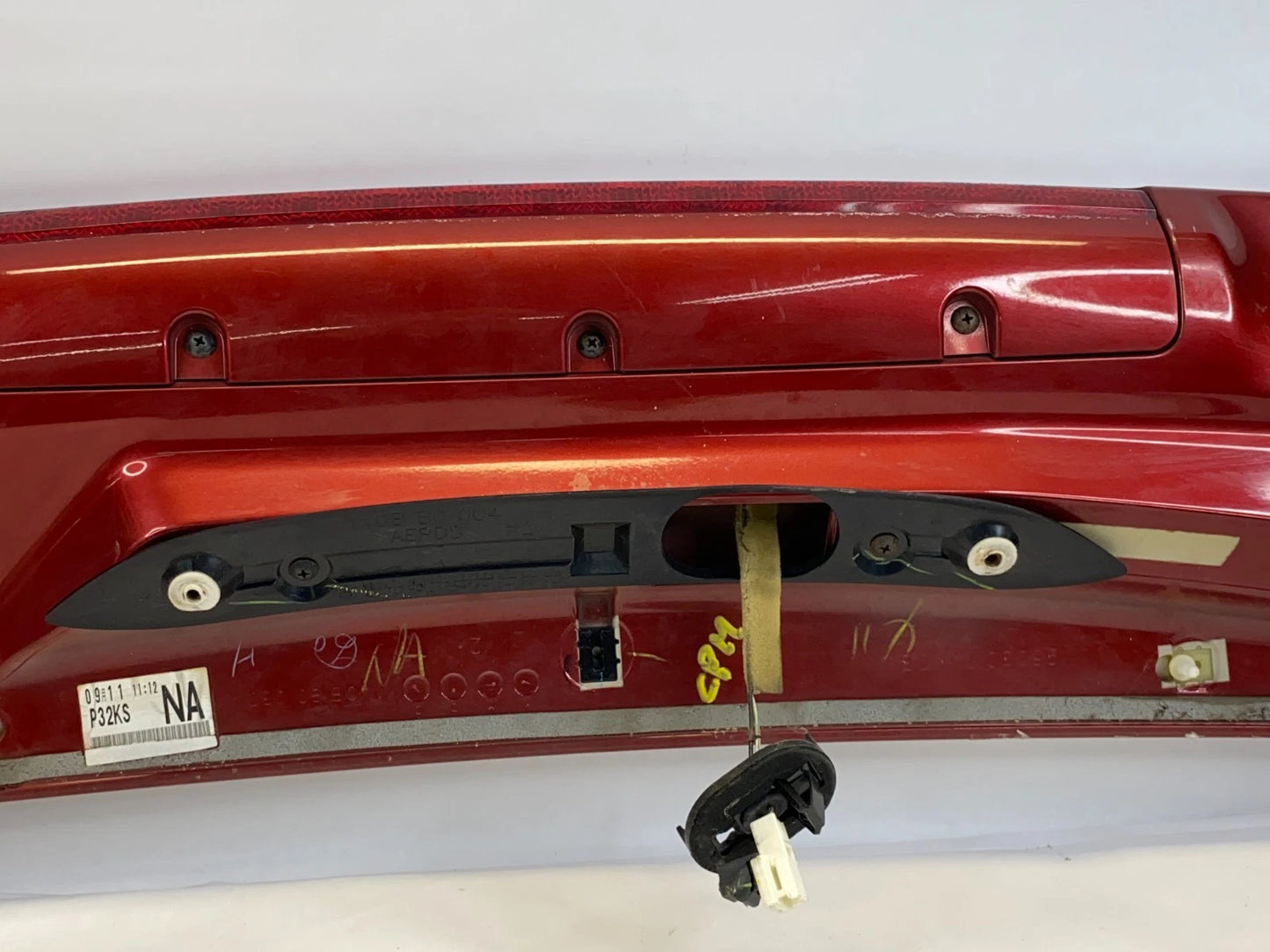 2011-2015 NISSAN ROGUE TRUNK HATCH TAILGATE SPOILER WING W/ THIRD BRAKE LIGHT