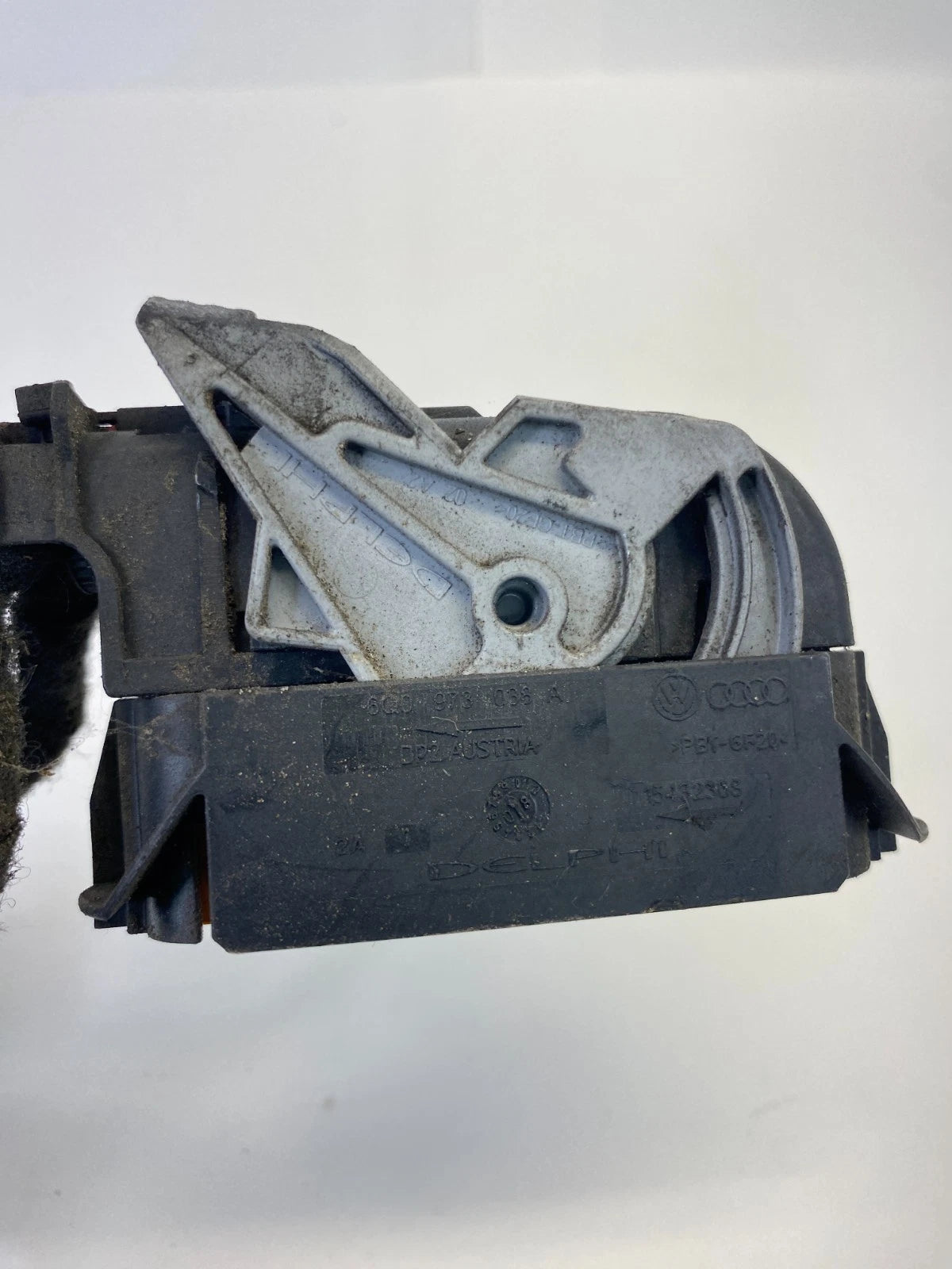 2008-2016 AUDI A5 QUATTRO ABS BRAKE PUMP MODULE CONNECTOR PLUG 6Q0973038A OEM