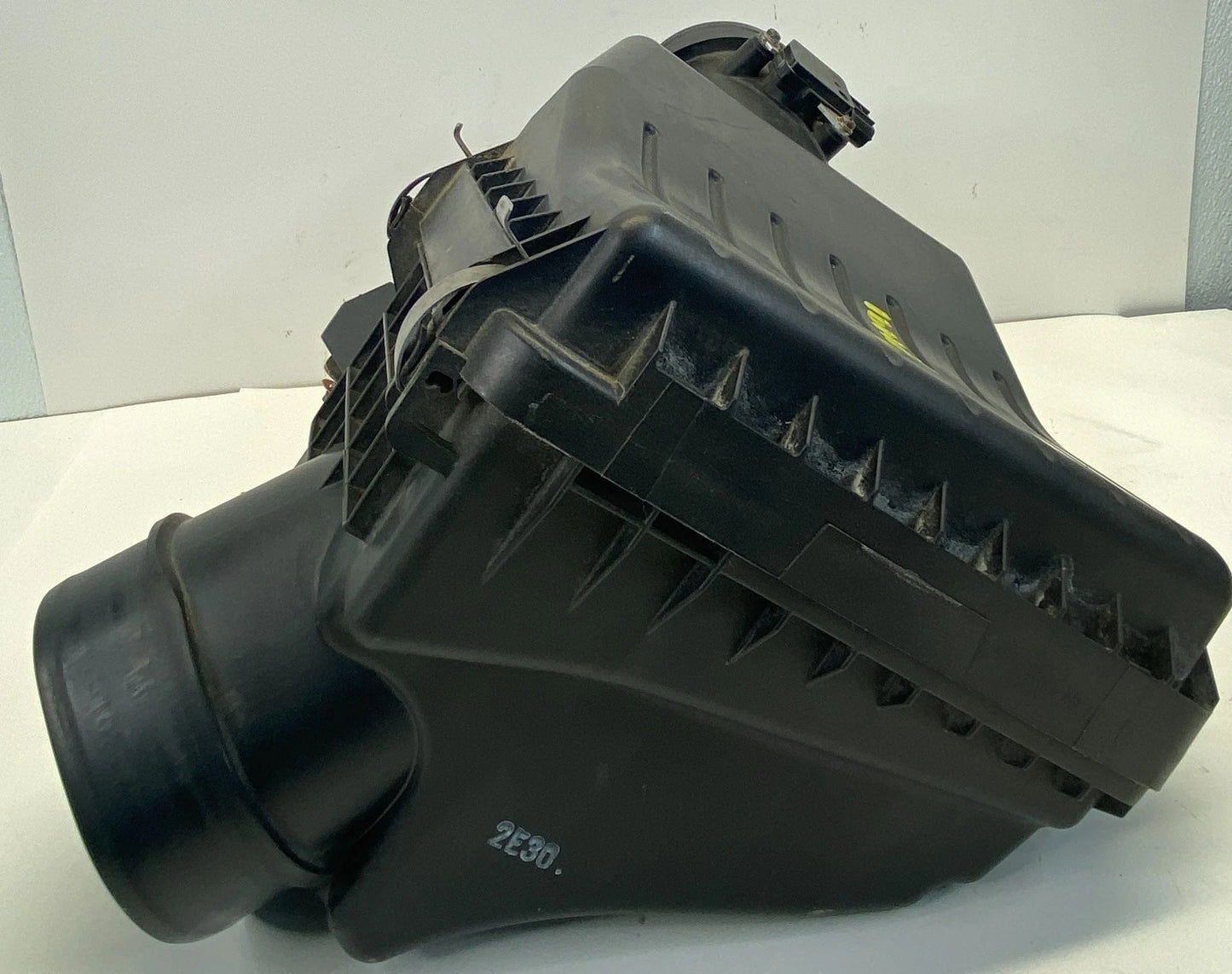 2009-2014 ACURA TSX 2.4L AIR INTAKE CLEANER BOX HOUSING FILTER 37980-RLF-030 OEM