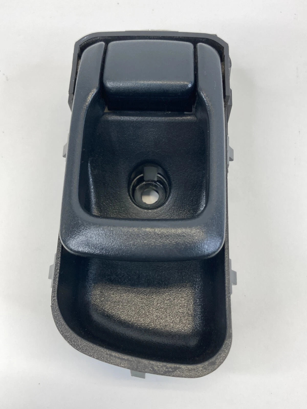 2001-2004 NISSAN PATHFINDER FRONT RIGHT INTERIOR DOOR HANDLE HOUSING OEM FACTORY