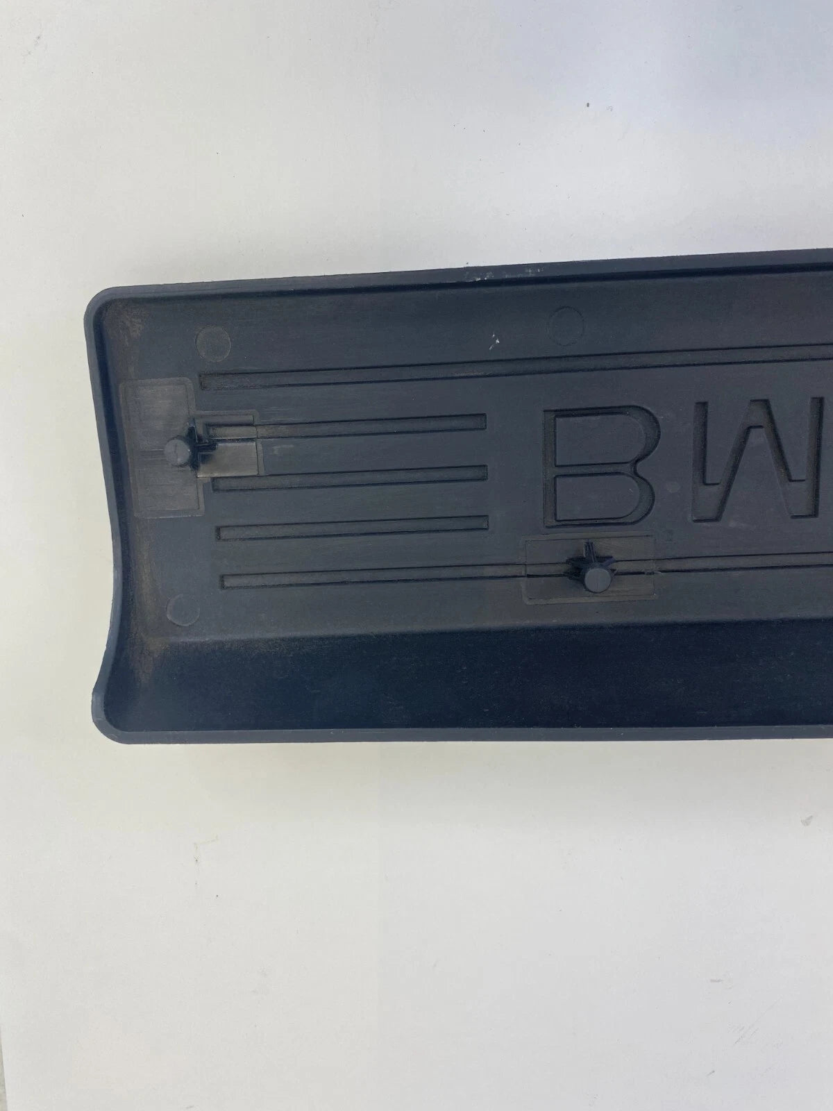 2009-2013 BMW 328I XDRIVE 3.0L L6 ENGINE AIR INTAKE MANIFOLD COVER OEM