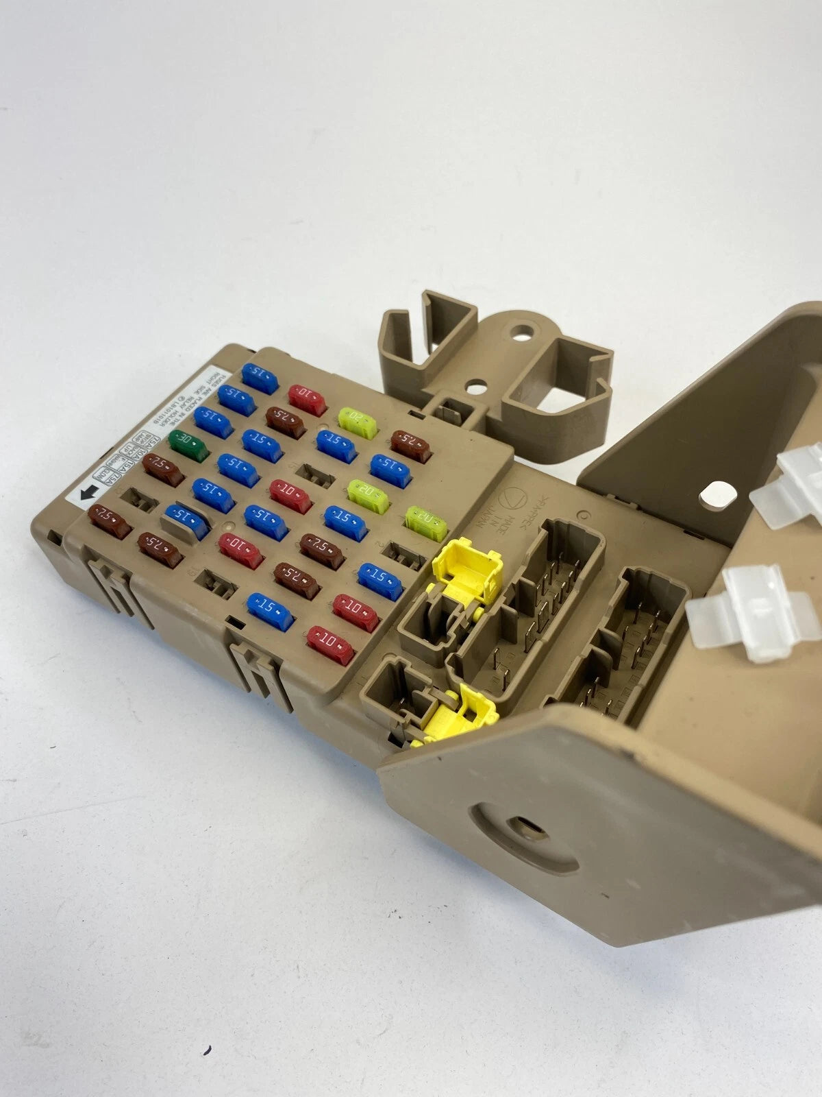 2009-2013 SUBARU FORESTER 2.5L INTERIOR DASH FUSEBOX FUSE BOX RELAY 82201FG010