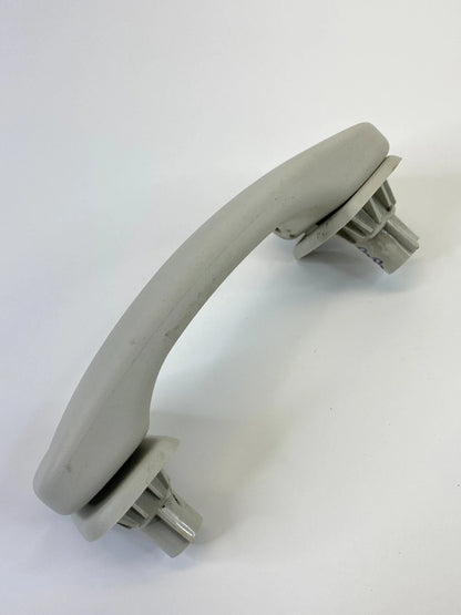 2009-2014 VOLKSWAGEN ROUTAN REAR RIGHT SIDE INNER ROOF GRAB GRIP HANDLE OEM