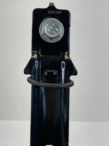 2006-2010 HYUNDAI SONATA SEDAN FRONT RIGHT SEAT BELT SEATBELT HEIGHT ADJUSTER