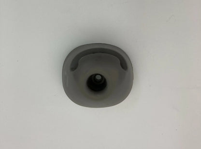 2004 BUICK RAINIER ENVOY TRAILBLAZER SUNVISOR SUN VISOR SHADE RETAINER CLIP OEM