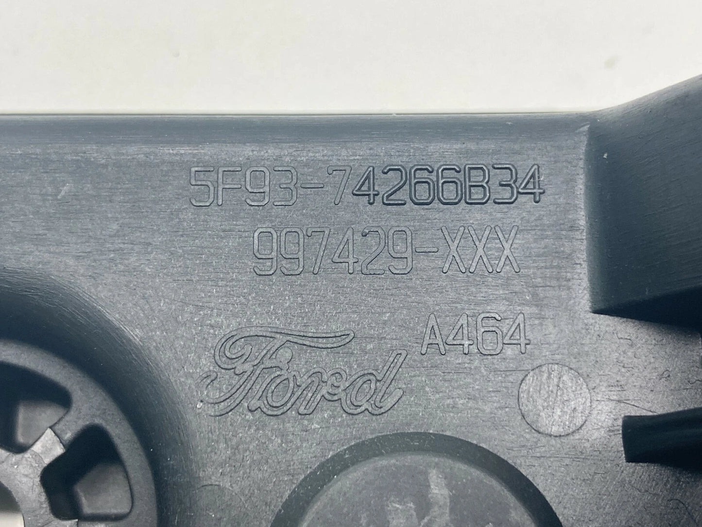 05-07 FORD FREESTYLE REAR RIGHT BACK SIDE INTERIOR DOOR HANDLE 5F9374266B34 OEM