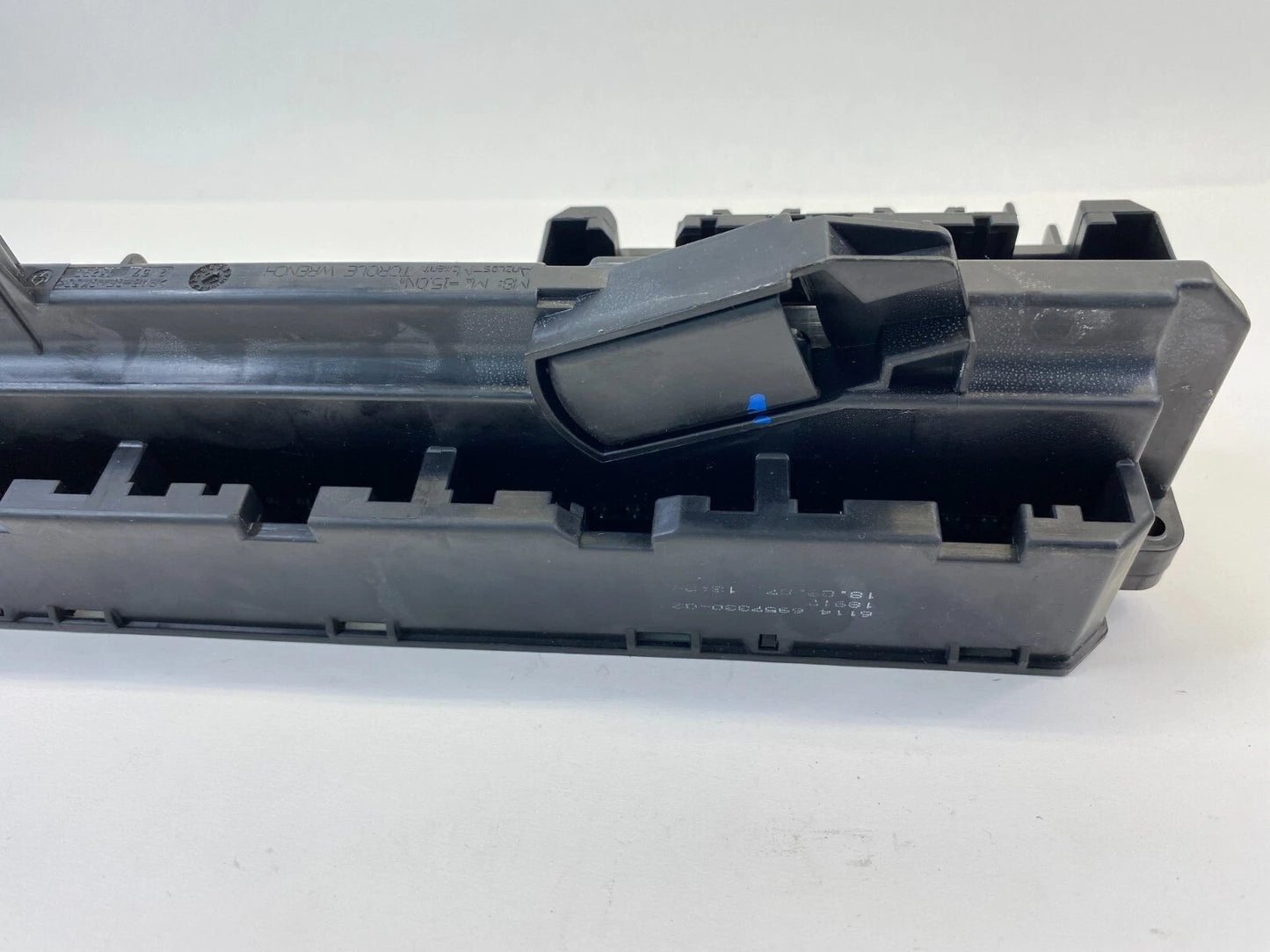 2006-2010 BMW 550I 4.8L AT FRONT POWER DISTRIBUTION FUSE RELAY BOX 257-13290 OEM