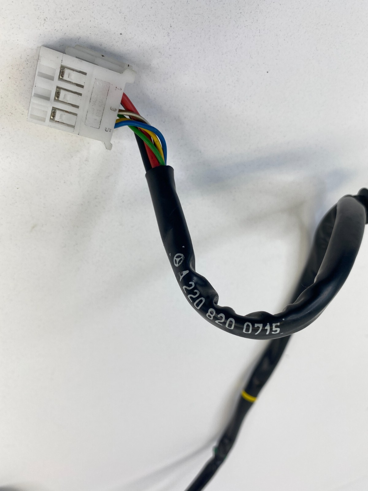 2000-2006 Mercedes-Benz S500 Front Left Window Motor Wire Harness A2208200715