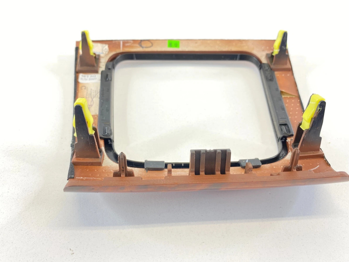 2007 2008 LEXUS RX350 04-06 RX330 CENTER SHIFTER SHIFT BEZEL UPPER 58843-0E010