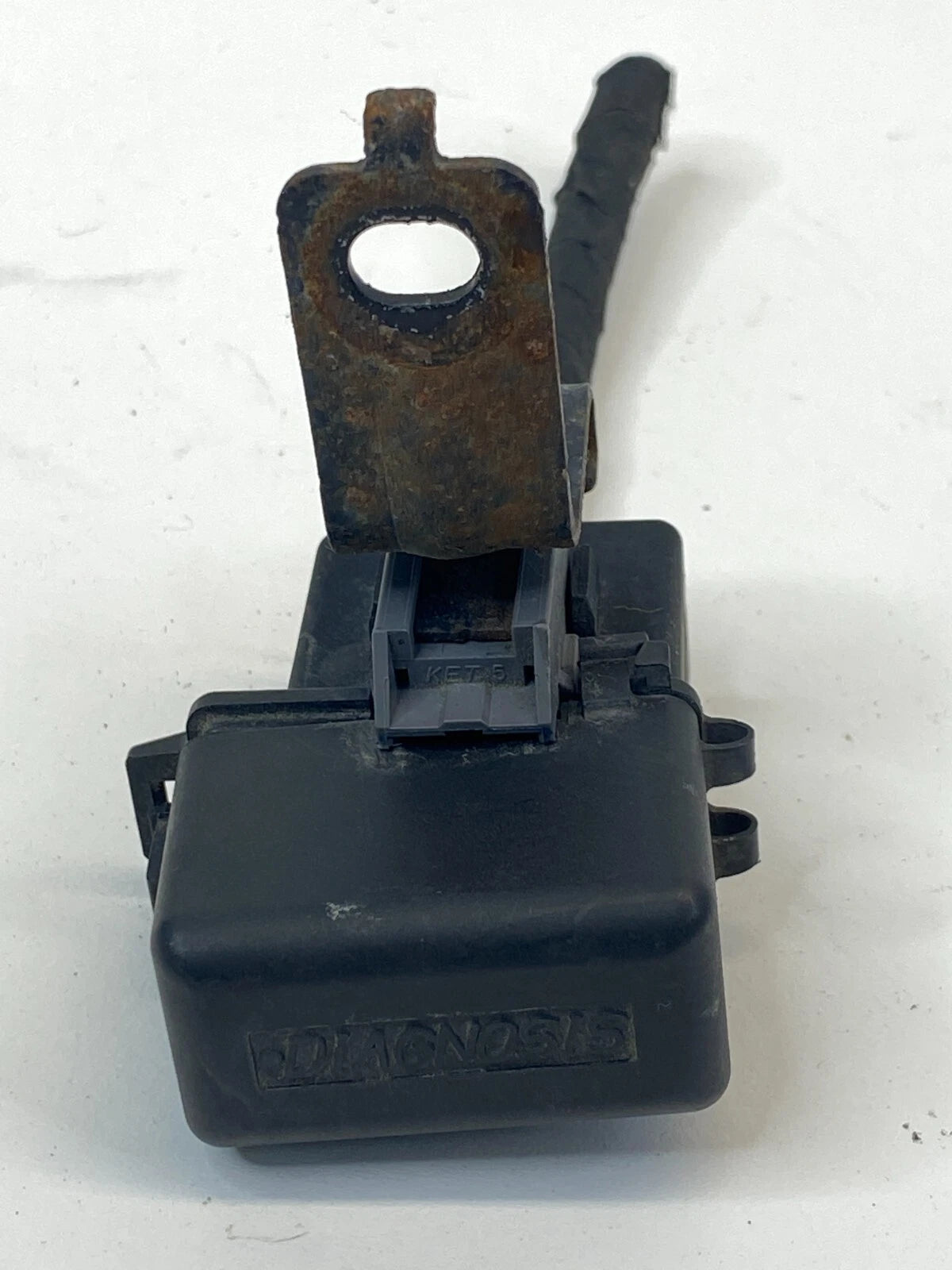 2011-2014 HYUNDAI SONATA 2.4L DIAGNOSTIC PLUG PORT SOCKET CONNECTOR MG632867 OEM
