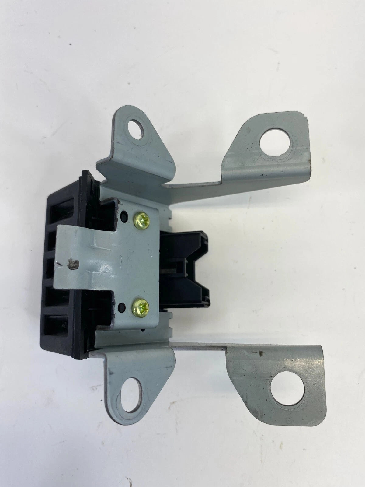2006-2009 HYUNDAI TUCSON REAR TAILGATE HATCH GLASS CONTACT CONNECTOR 91950-2E000