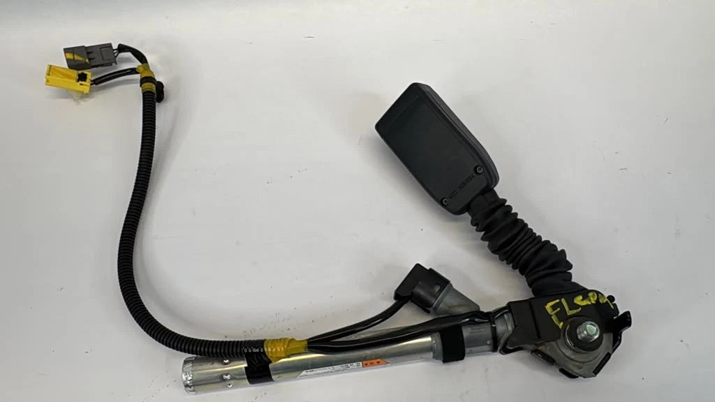 2007-2011 HONDA CR-V FRONT LEFT DRIVER SIDE SEAT BELT BUCKLE RECEPTACLE OEM