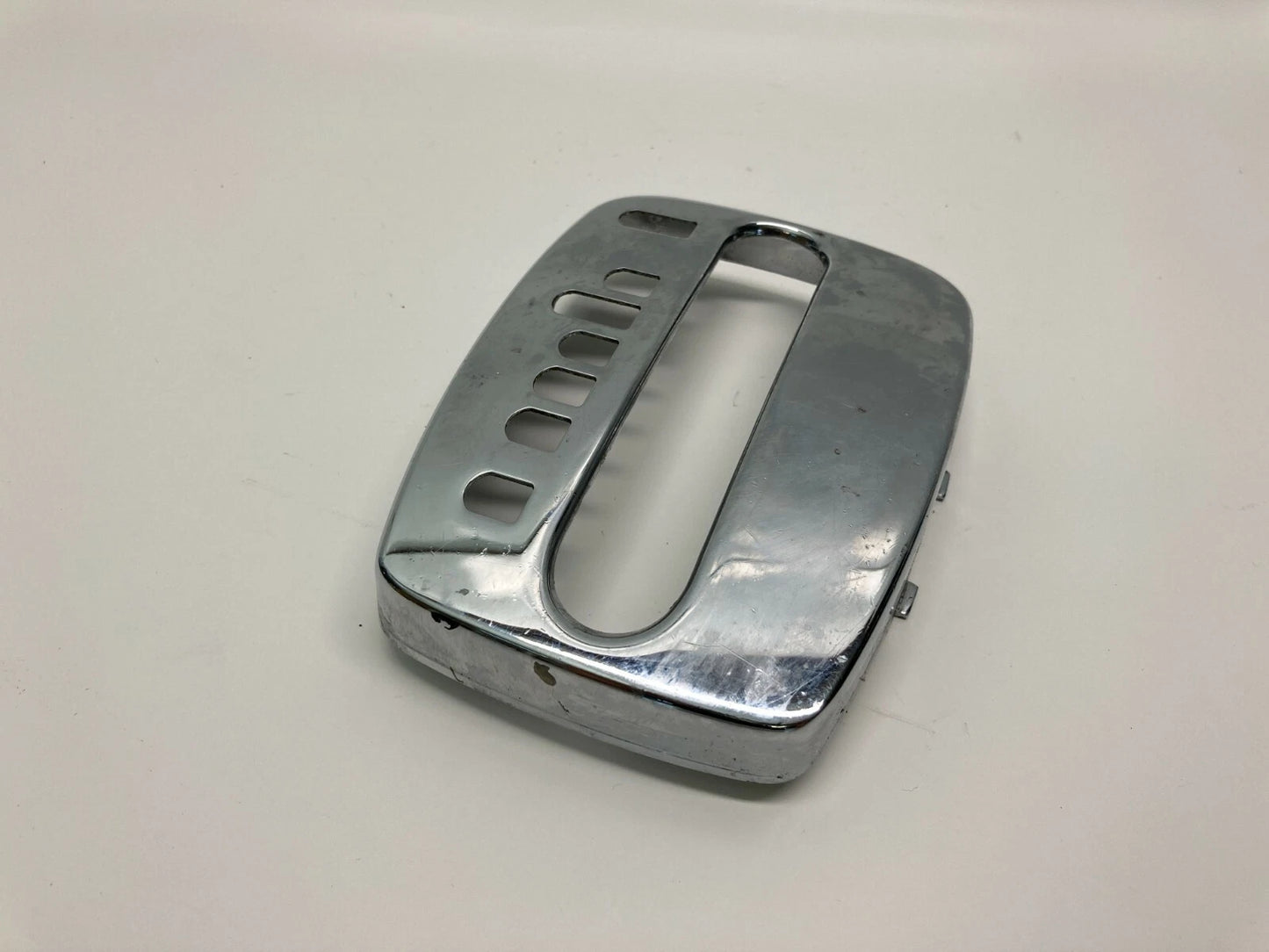 1999-2005 VW JETTA 99-09 GOLF AUTOMATIC TRANS CENTER CONSOLE SHIFTER BEZEL TRIM