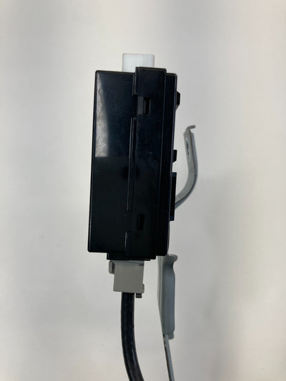 2013-2018 Hyundai Santa Fe Sport Keyless Entry Locking Receiver Control Module