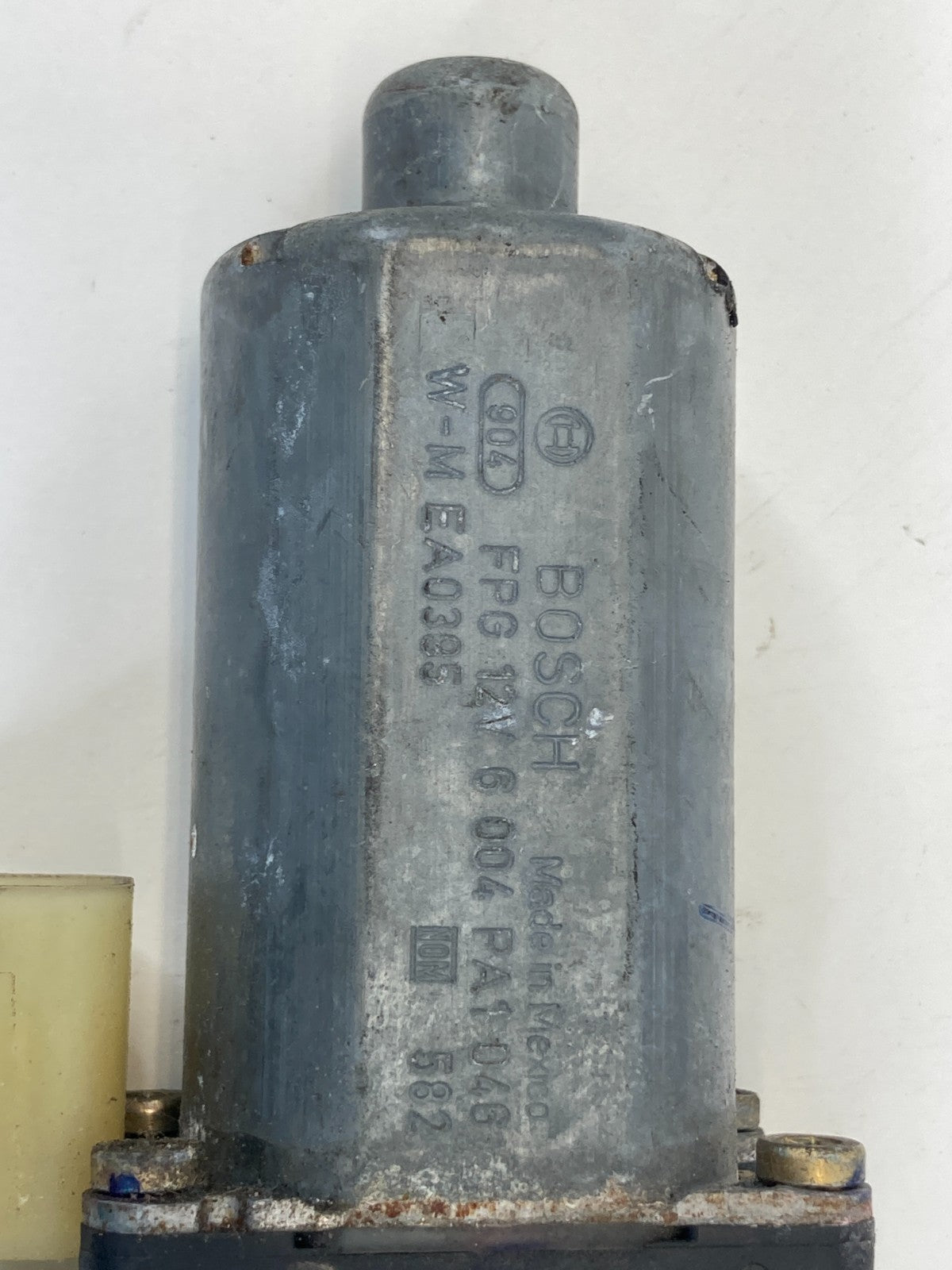 2002-2009 Chevrolet Trailblazer Rear Right Side Door Power Window Motor Assembly