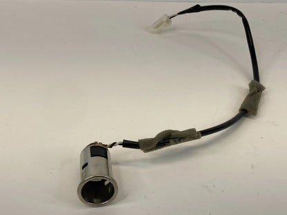 2002 2003 LEXUS ES300 FRONT CENTER CONSOLE 12 VOLT ACCESSORY POWER OUTLET OEM