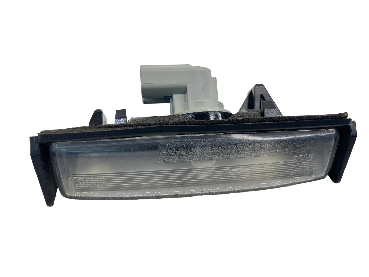 2004-2010 TOYOTA SIENNA LE VAN REAR TRUNK LICENSE PLATE LIGHT LAMP ASSY E130553