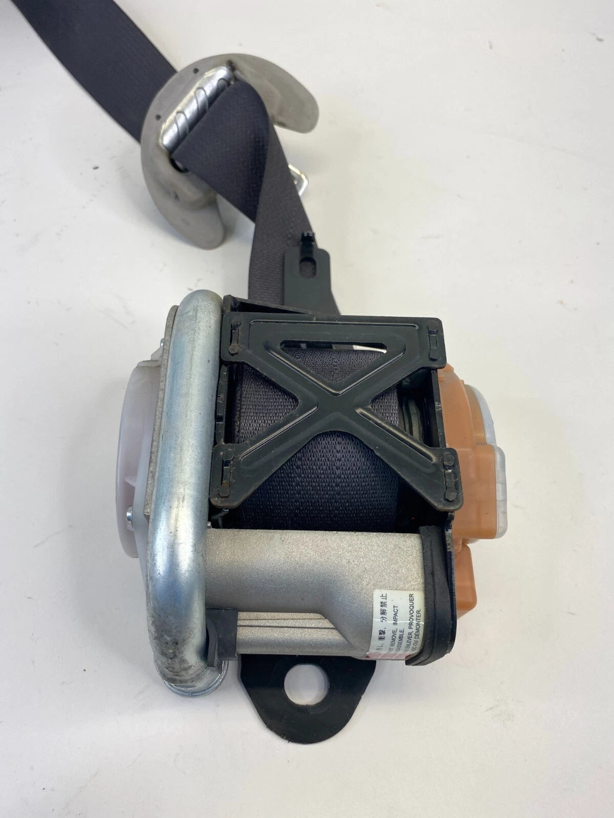 2010 10 KIA SOUL FRONT RIGHT PASSENGER SIDE SEAT BELT RETRACTOR 88820-2K500 OEM