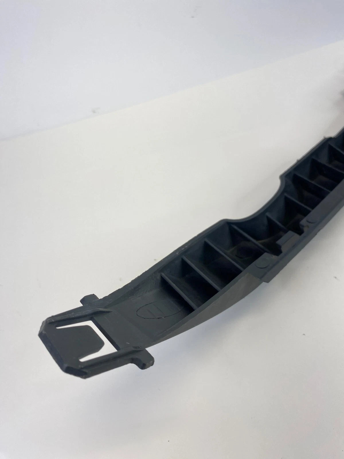 2010-2013 Buick LaCrosse Front Bumper Right Side Fascia Support 22759449 OEM